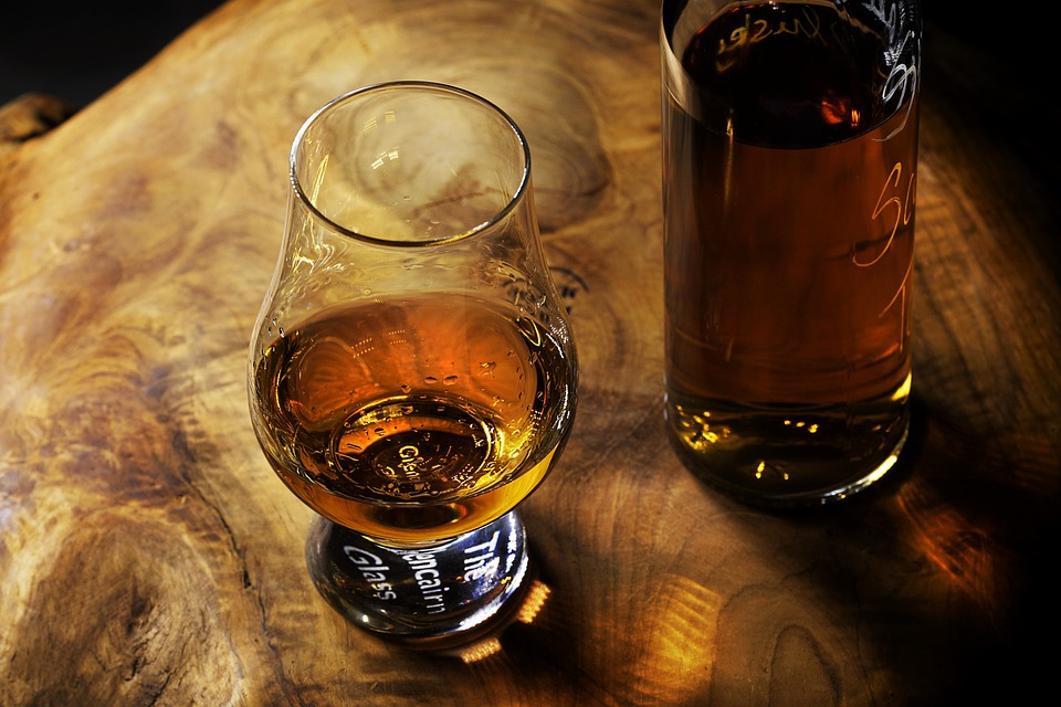 whisky in een glas
